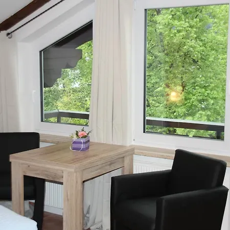 Maisonette Dhh Zugspitzblick Mit Eigenem Garten Διαμέρισμα Γκάρμις-Παρτενκίρχεν