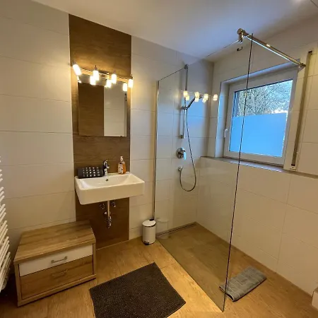 Maisonette Dhh Zugspitzblick Mit Eigenem Garten Apartmán