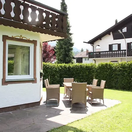 Apartmán Maisonette Dhh Zugspitzblick Mit Eigenem Garten *