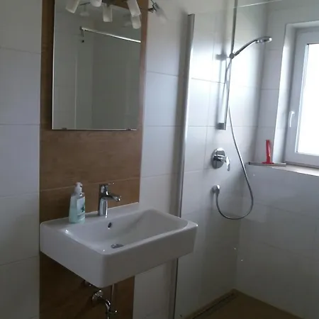 Apartmán Maisonette Dhh Zugspitzblick Mit Eigenem Garten