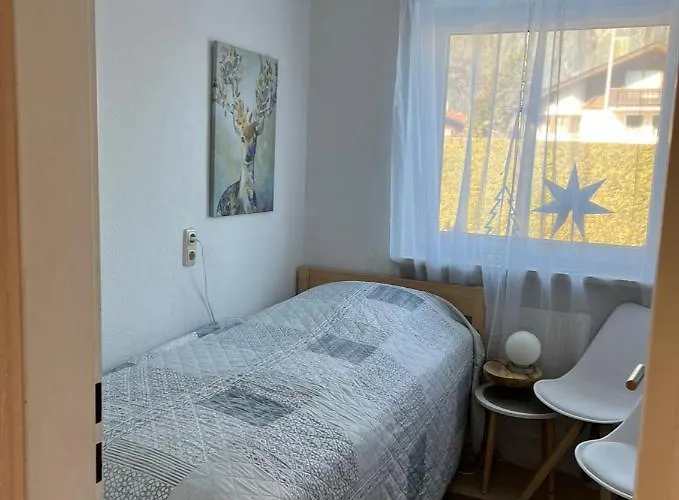 Maisonette Dhh Zugspitzblick Mit Eigenem Garten Διαμέρισμα