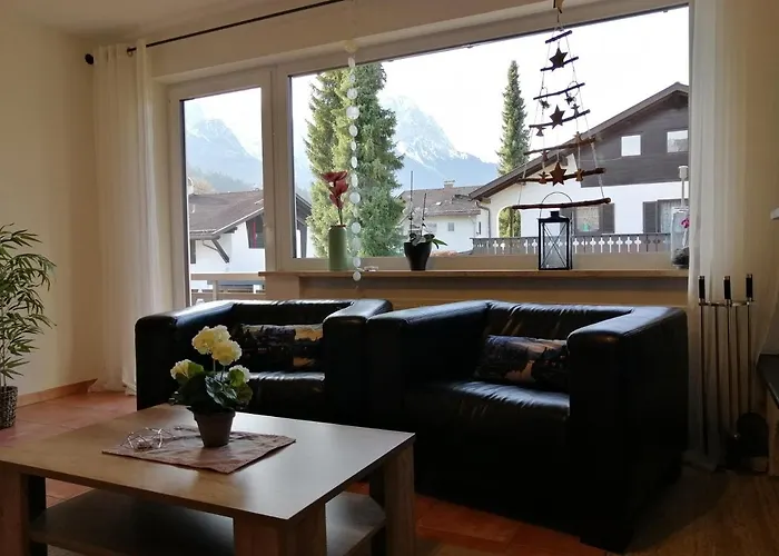 Διαμέρισμα Maisonette Dhh Zugspitzblick Mit Eigenem Garten *